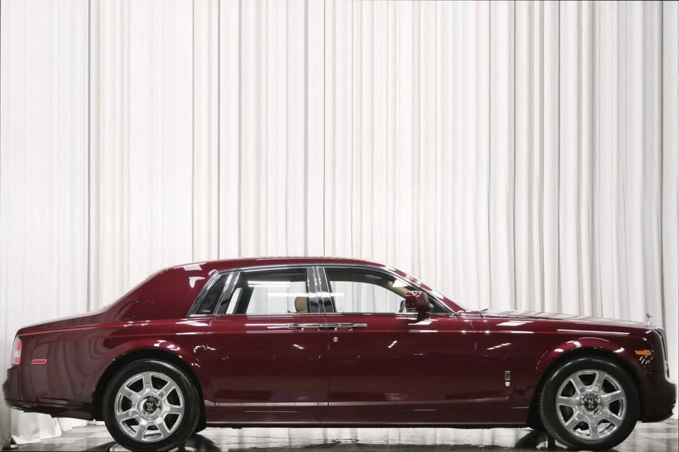 2010 Rolls-Royce Phantom VII - Image 2 of 19