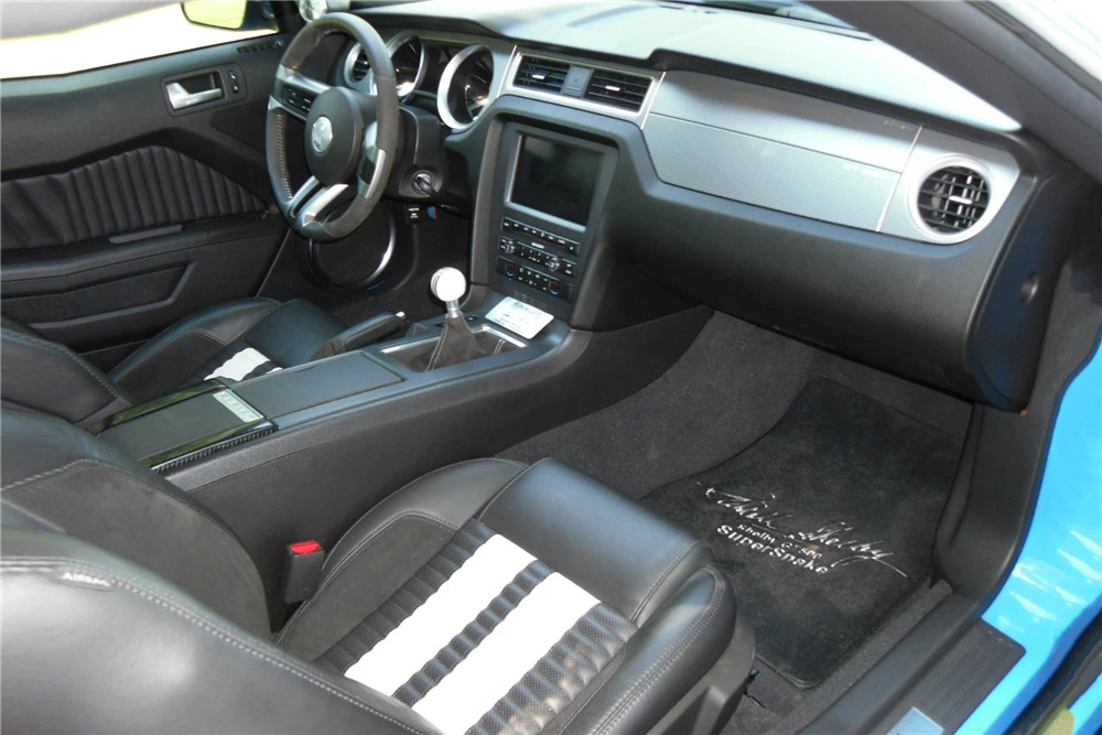 2010 Shelby GT500 - Image 4 of 5