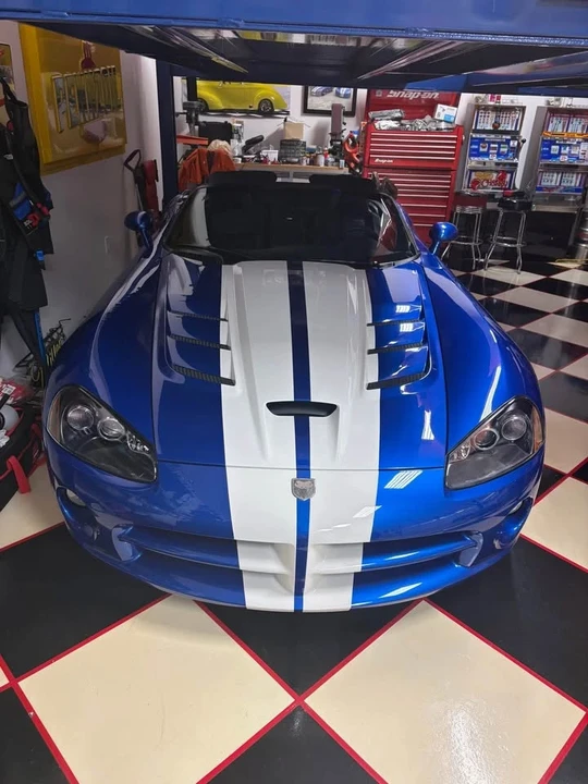 2010 Dodge Viper 4th Gen - Image 5 of 9