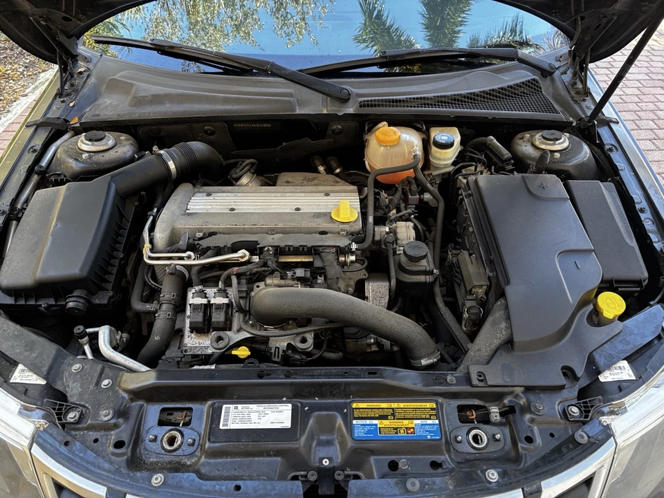 2010 Saab 9-3 2nd Gen - Image 12 of 13