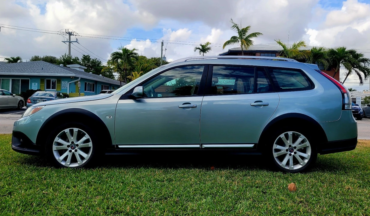 2010 Saab 9-3 2nd Gen - Image 4 of 16
