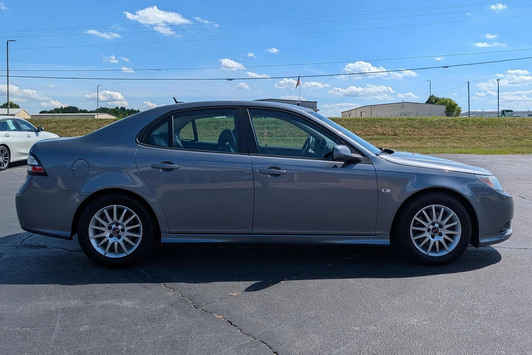 2010 Saab 9-3 2nd Gen - Image 3 of 31