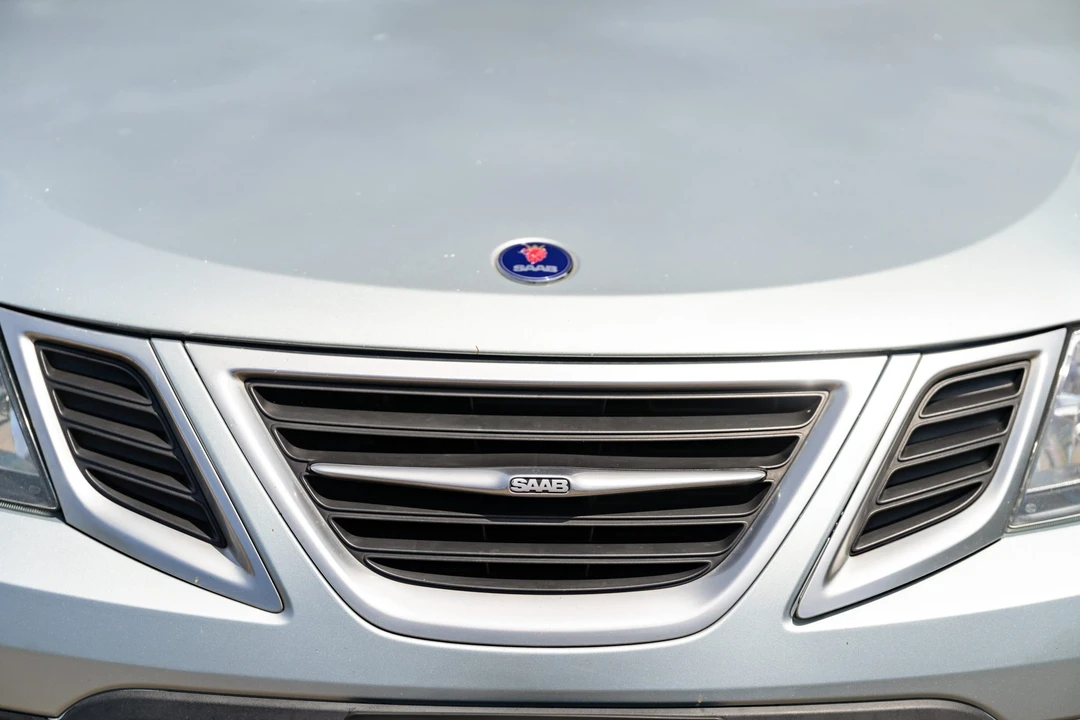 2010 Saab 9-3 2nd Gen - Image 9 of 31
