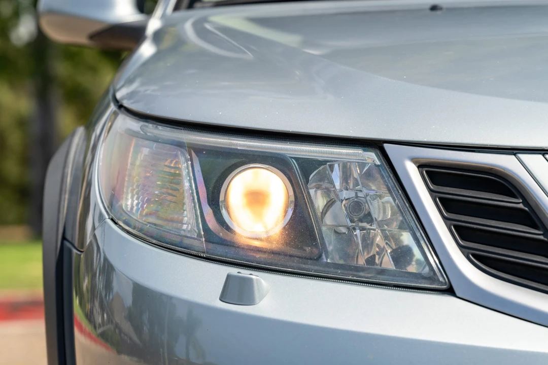 2010 Saab 9-3 2nd Gen - Image 30 of 31