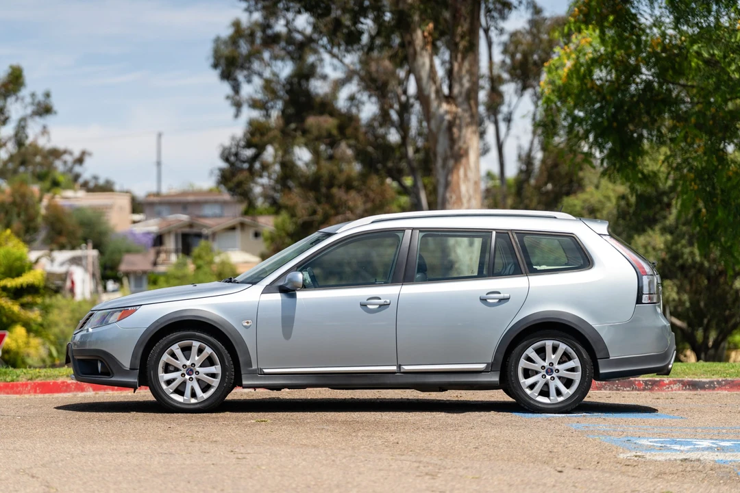 2010 Saab 9-3 2nd Gen - Image 3 of 31