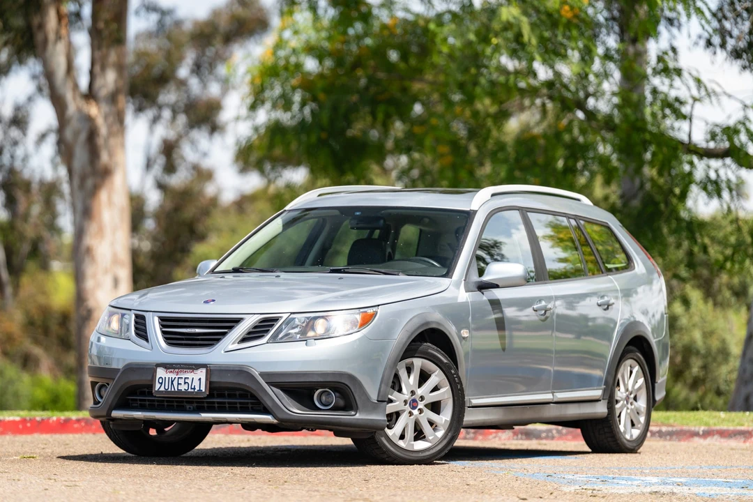 2010 Saab 9-3 2nd Gen - Image 2 of 31