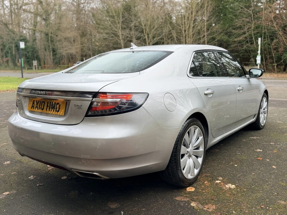 2010 Saab 9-5 2nd Gen - Image 5 of 30
