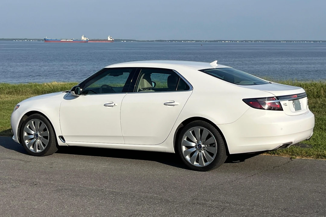 2010 Saab 9-5 2nd Gen - Image 4 of 31