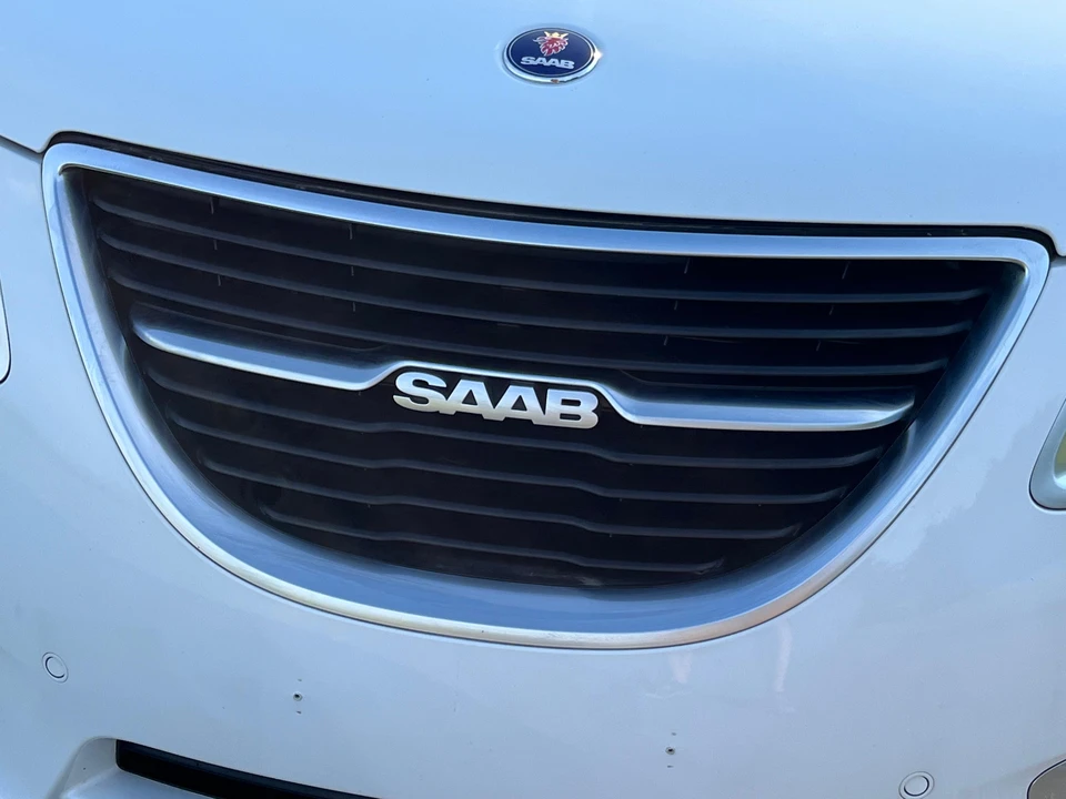 2010 Saab 9-5 2nd Gen - Image 27 of 31
