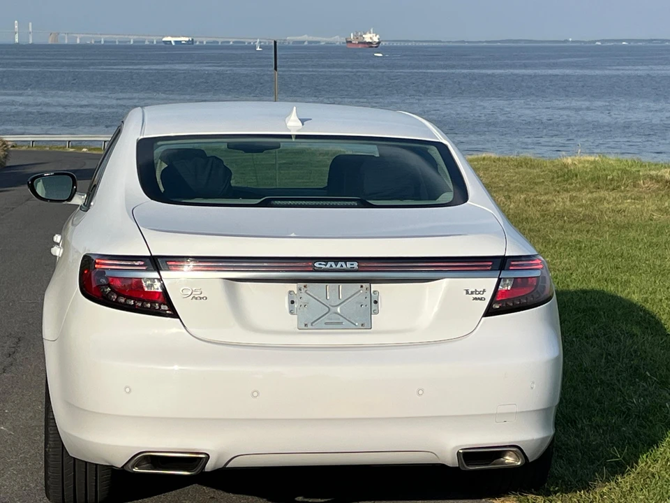 2010 Saab 9-5 2nd Gen - Image 13 of 31