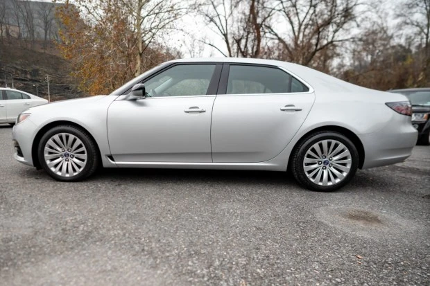 2010 Saab 9-5 1st Gen - Image 3 of 7