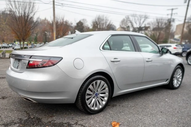 2010 Saab 9-5 1st Gen - Image 2 of 7