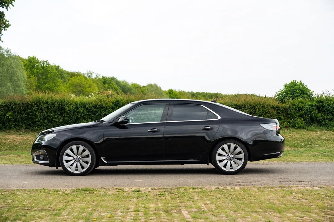2010 Saab 9-5 2nd Gen - Image 16 of 30