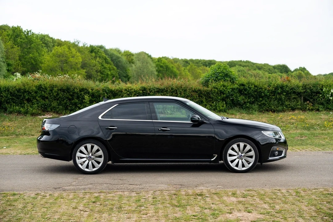 2010 Saab 9-5 2nd Gen - Image 17 of 30