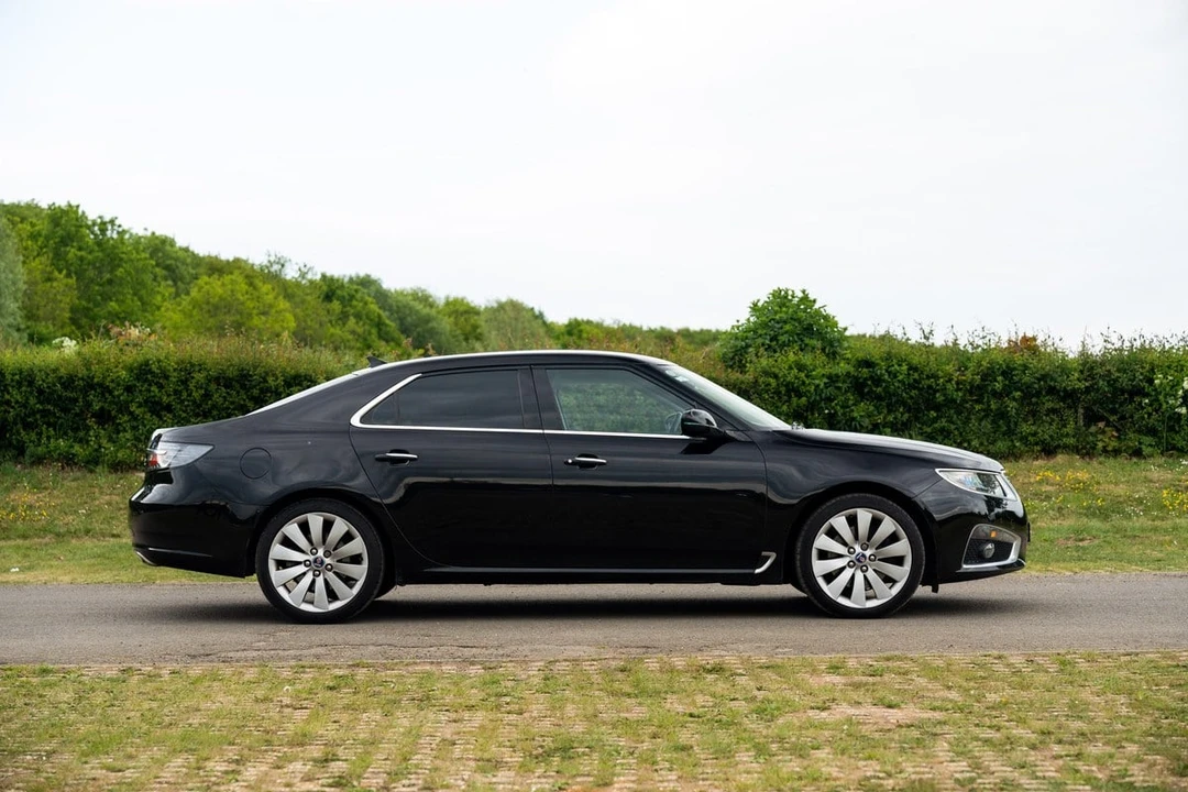 2010 Saab 9-5 2nd Gen - Image 18 of 30