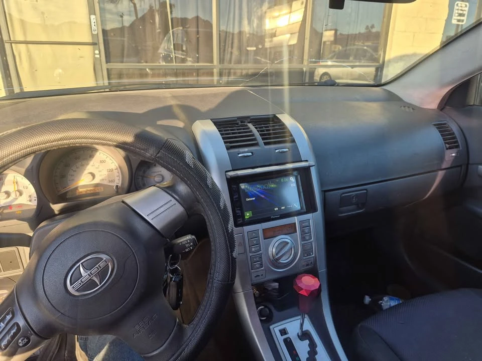 2010 Scion tC - Image 6 of 9