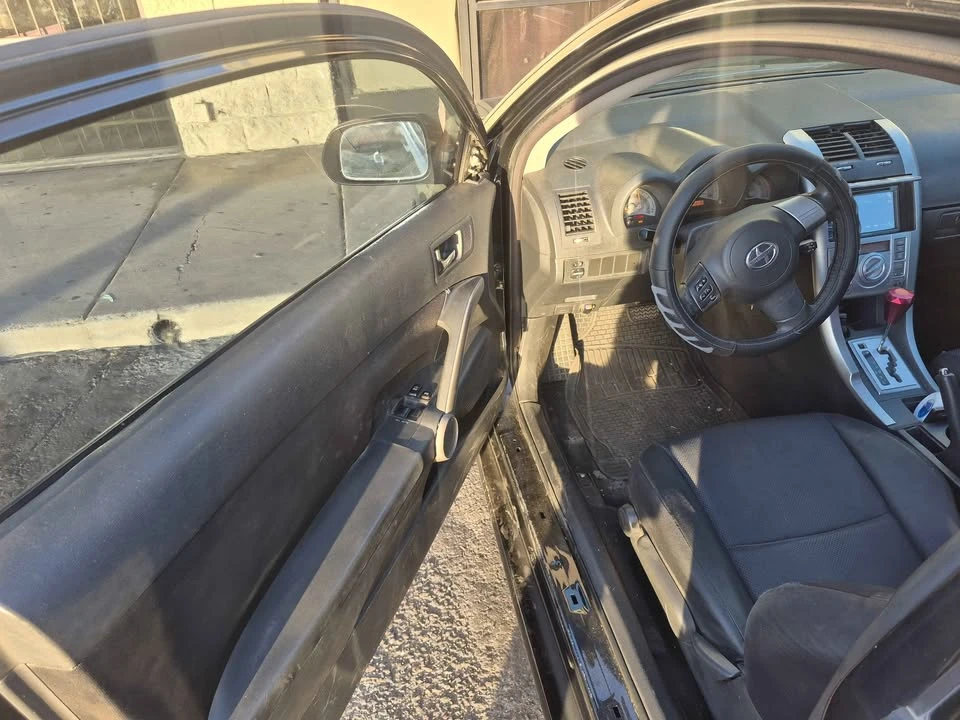 2010 Scion tC - Image 7 of 9