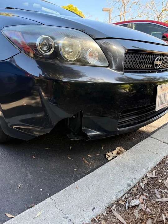2010 Scion tC - Image 7 of 11
