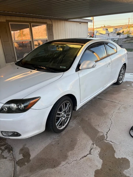 2010 Scion tC - Image 2 of 10