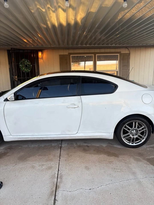 2010 Scion tC - Image 3 of 10