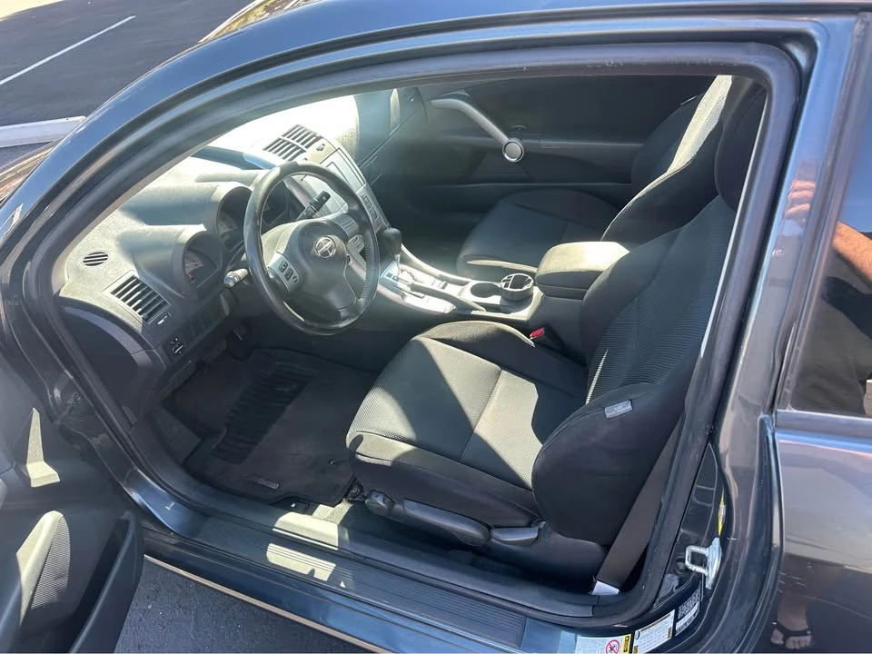 2010 Scion tC - Image 4 of 7