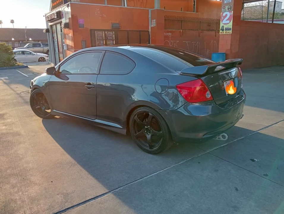 2010 Scion tC - Image 4 of 14