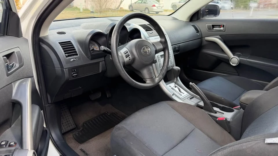 2010 Scion tC - Image 7 of 11