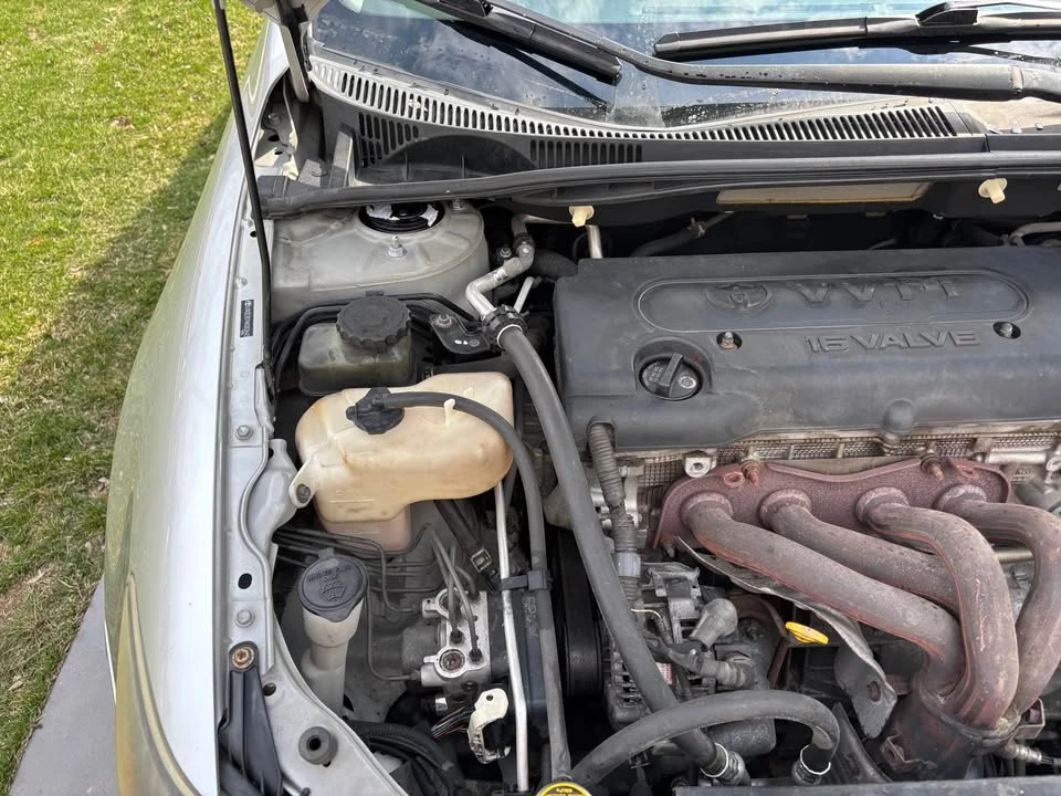 2010 Scion tC - Image 11 of 11
