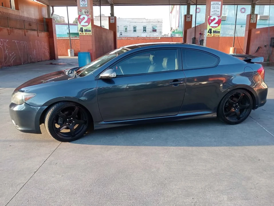 2010 Scion tC - Image 3 of 14