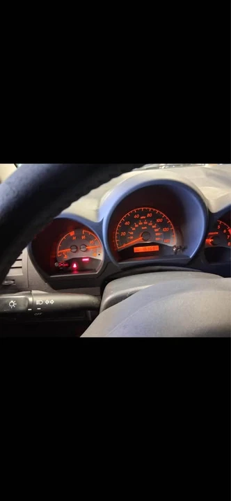 2010 Scion tC - Image 7 of 8