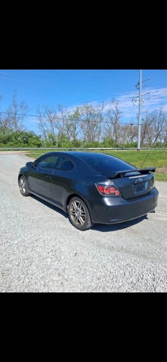 2010 Scion tC - Image 5 of 8