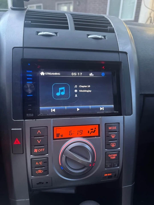 2010 Scion tC - Image 9 of 17