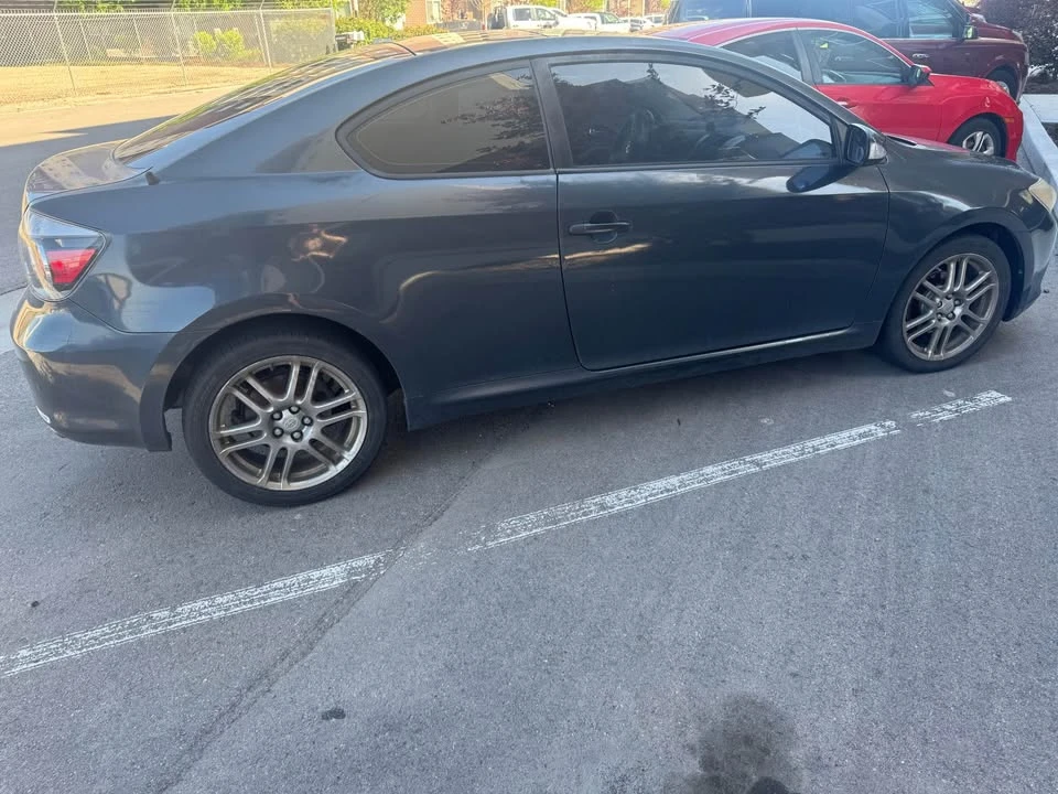 2010 Scion tC - Image 11 of 17