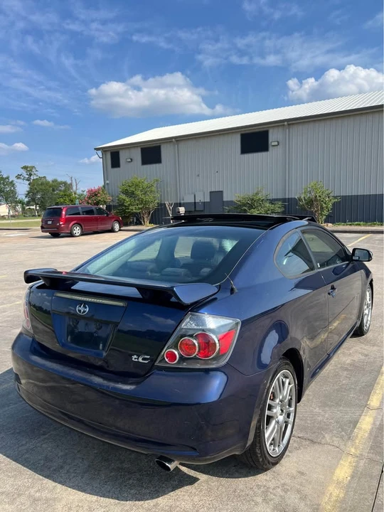 2010 Scion tC - Image 9 of 20