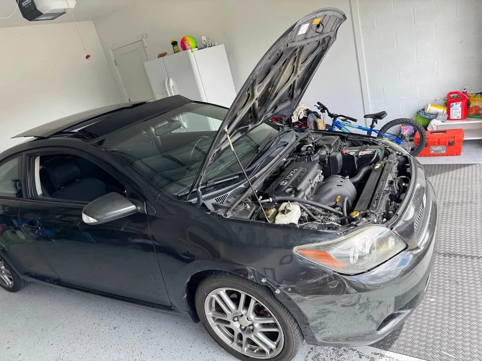 2010 Scion tC - Image 6 of 6