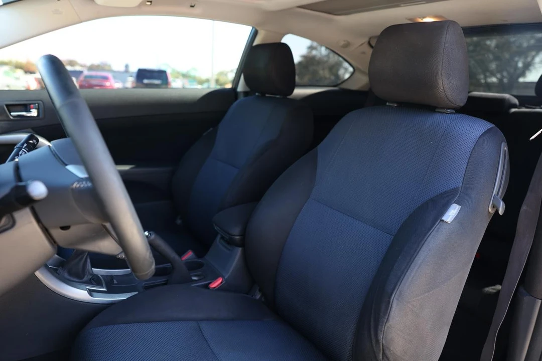 2010 Scion tC - Image 6 of 21