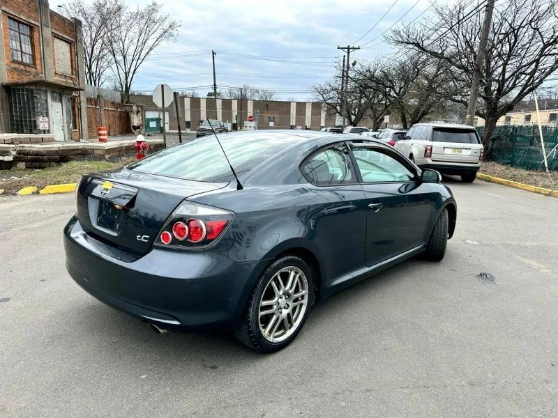 2010 Scion tC - Image 7 of 12