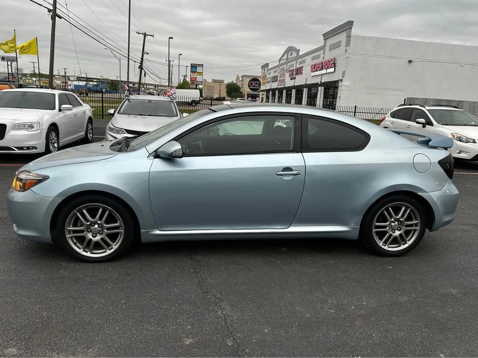 2010 Scion tC - Image 3 of 16