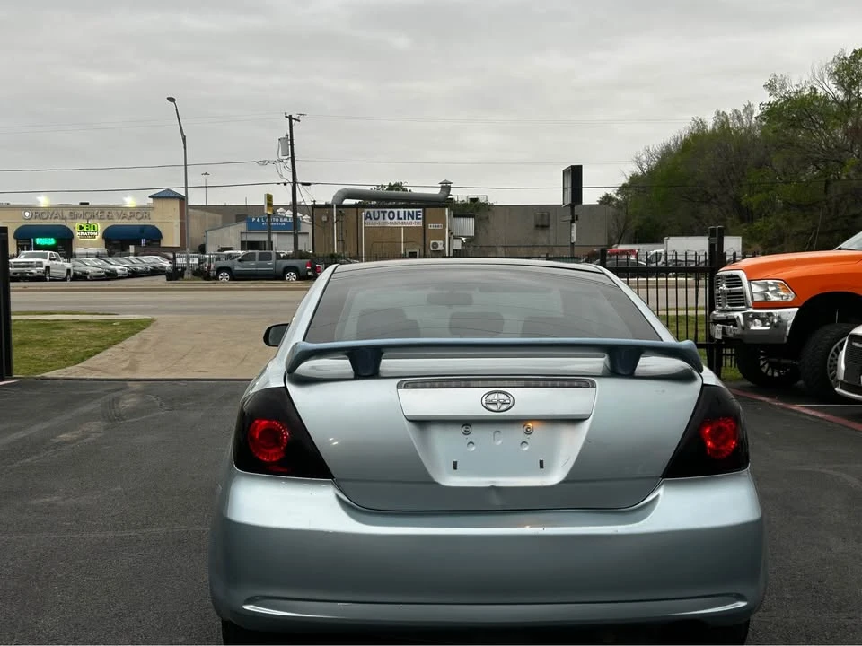 2010 Scion tC - Image 5 of 16
