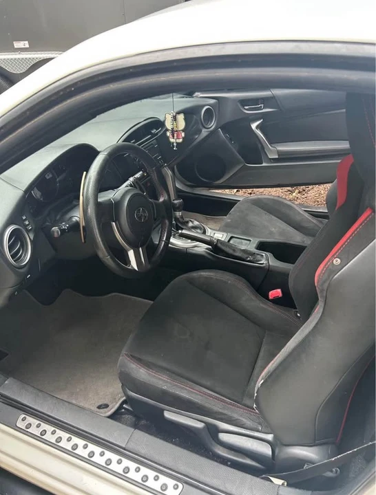 2010 Scion FR-S - Image 11 of 16