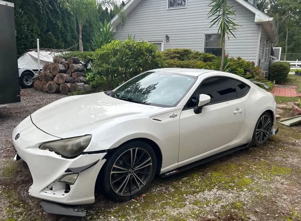 2010 Scion FR-S - Image 2 of 16