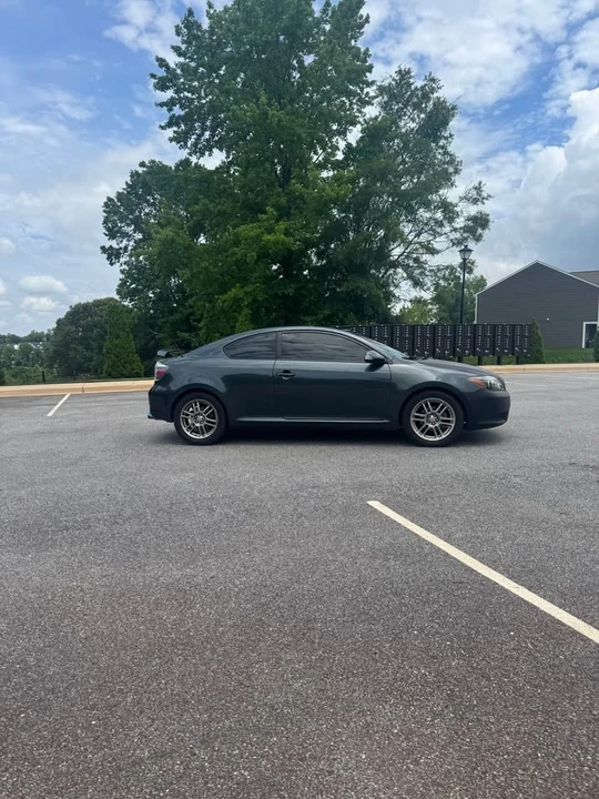 2010 Scion tC - Image 2 of 11