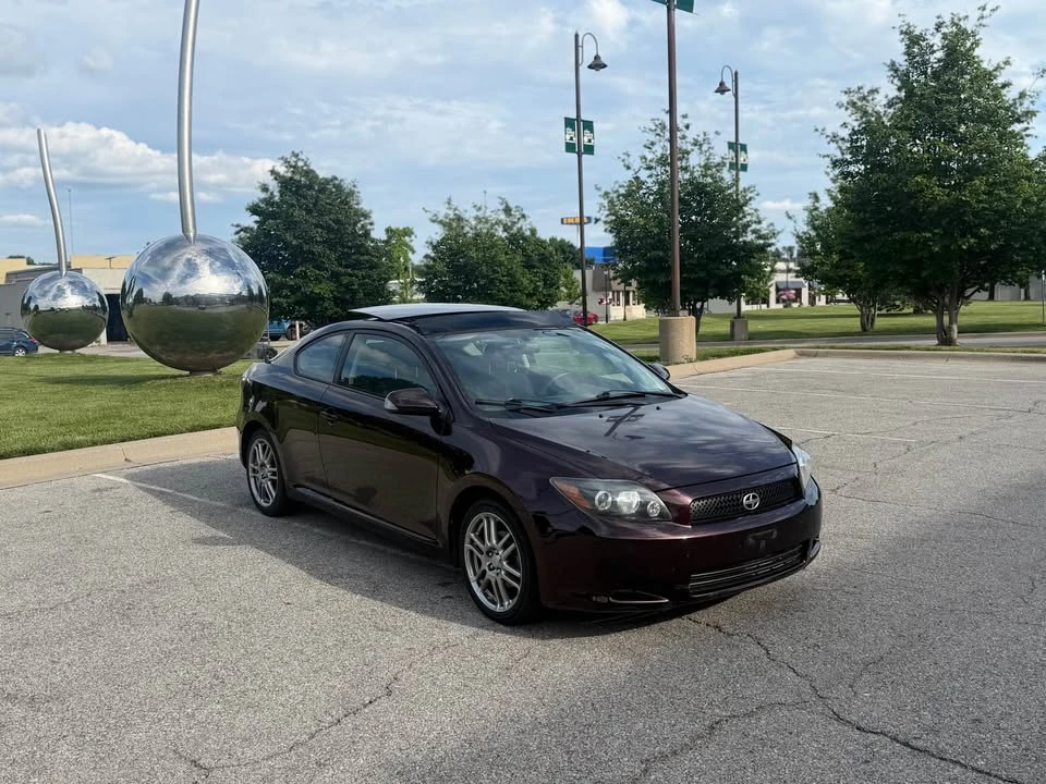 2010 Scion tC - Image 3 of 20