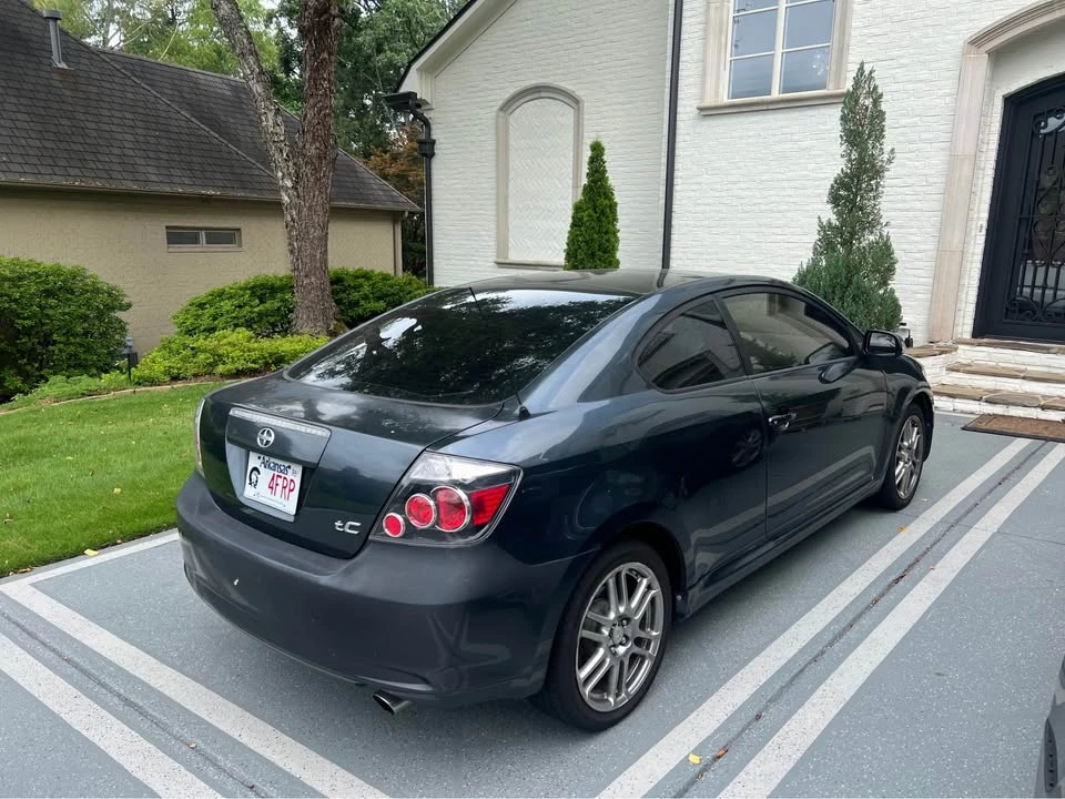2010 Scion tC - Image 3 of 11