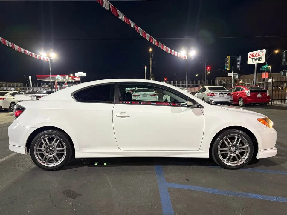2010 Scion tC - Image 14 of 19