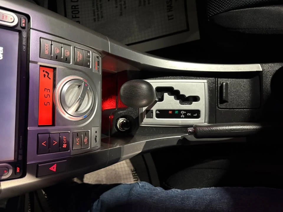 2010 Scion tC - Image 10 of 19