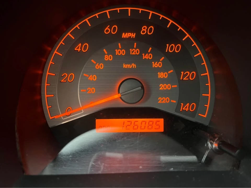 2010 Scion tC - Image 6 of 8