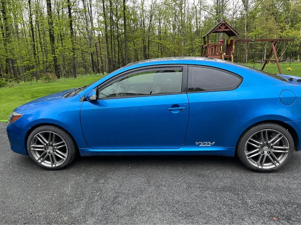 2010 Scion tC - Image 3 of 8