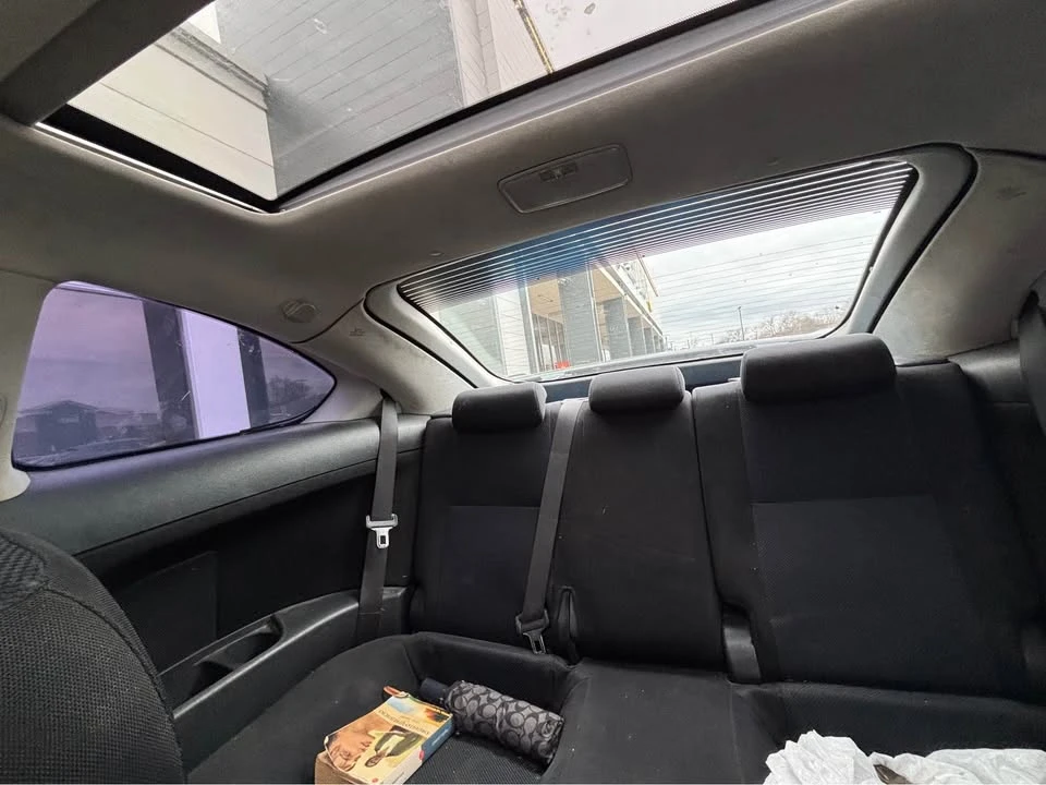 2010 Scion tC - Image 8 of 11