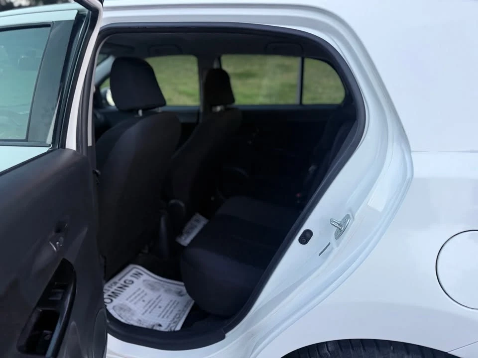 2010 Scion xD - Image 8 of 17